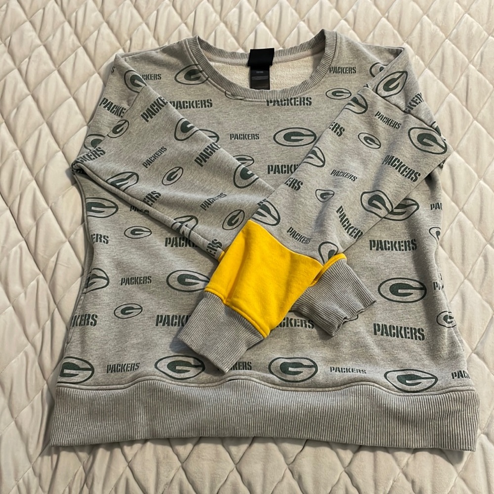 Green Bay Packers Sweatshirt juniors Size XL
